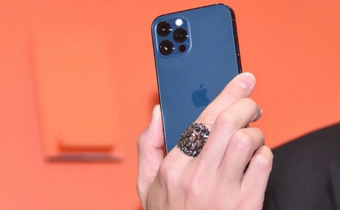 仙桃苹果手机维修分享iPhone12系列重启方法教程 